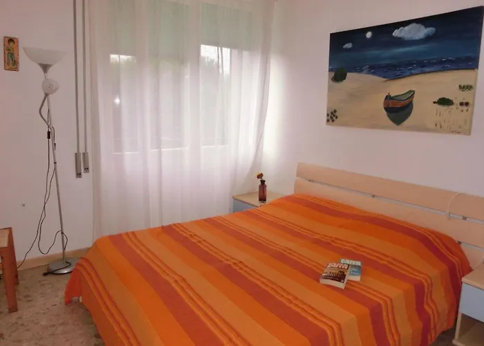 Center Walk To Sea * Bibione