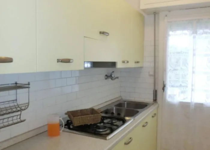 Center Walk To Sea Bibione